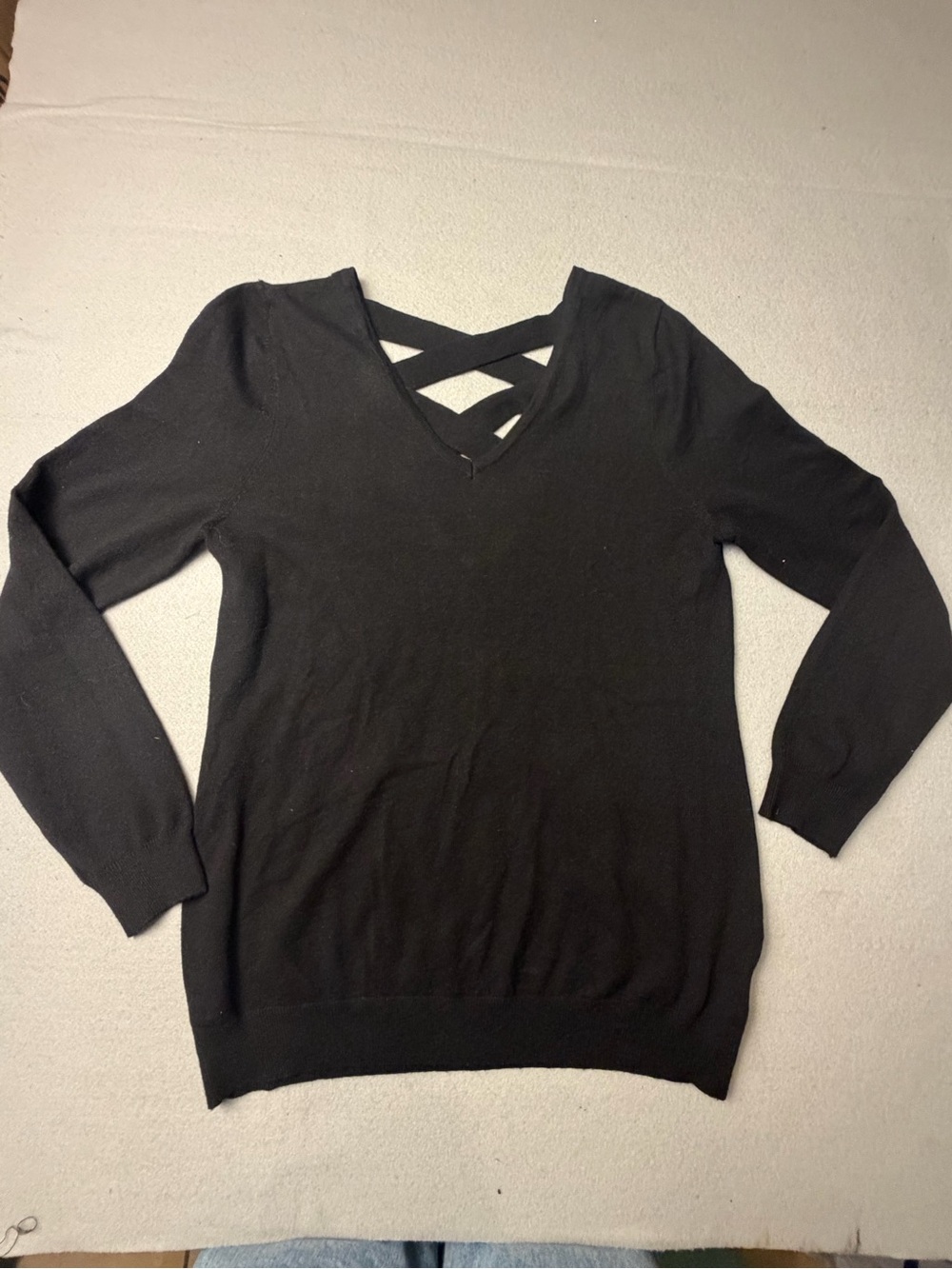Love Ellie Women's Black V-Neck Sweater with Crisscross Detail M